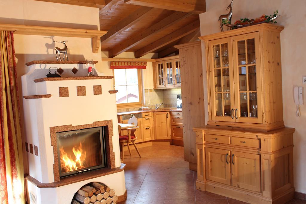 Apartamento Penthouse Kitzpanorama Kaprun Habitación foto